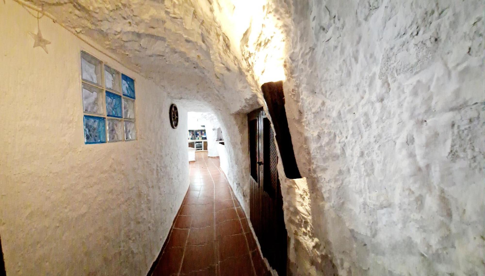 Casa Cueva Cascamorras "Capricho Andaluz" Baza Exterior photo