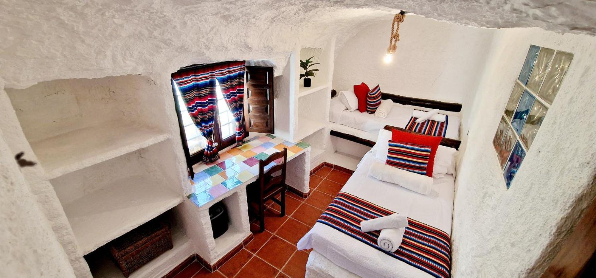 Casa Cueva Cascamorras "Capricho Andaluz" Baza Exterior photo